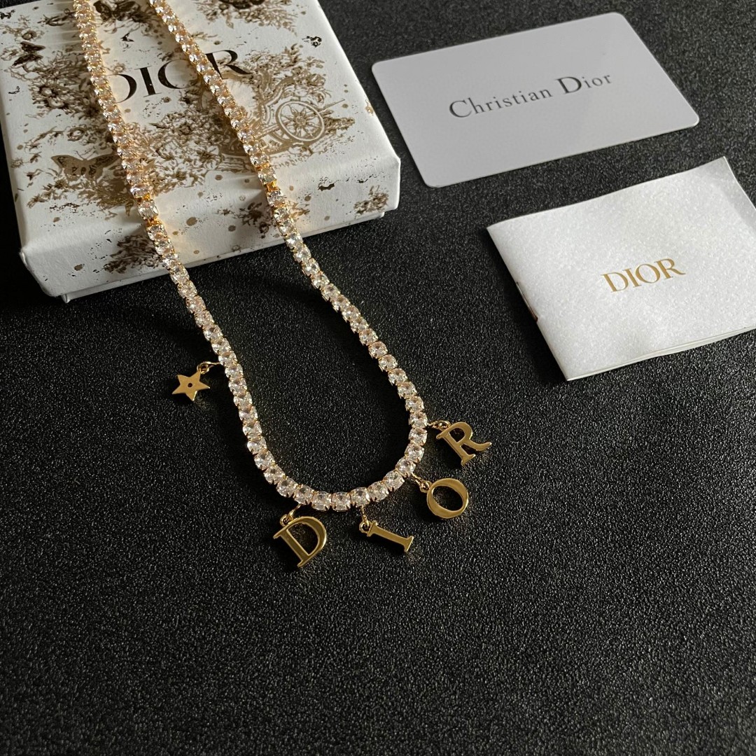 Dior Luxury Necklace Elegant Necklaces Designer Necklace Women Top Quality Pendant Fashion Jewellery Designer For Women Gifts For Her Valentines Day Christmas Birthday Gift