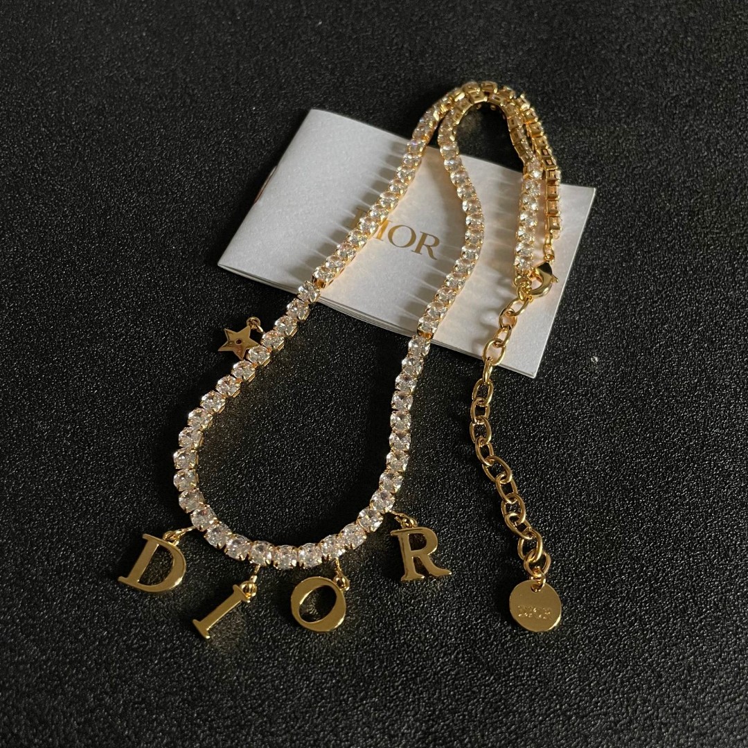 Dior Luxury Necklace Elegant Necklaces Designer Necklace Women Top Quality Pendant Fashion Jewellery Designer For Women Gifts For Her Valentines Day Christmas Birthday Gift