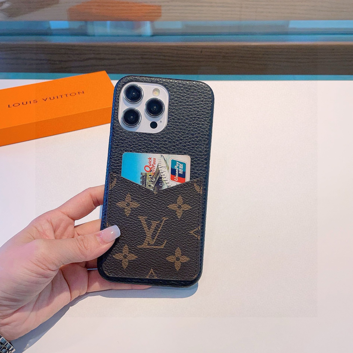 LV Designers Phone Case Litchi Pattern Classic Old Flower Card Insertion Phone Case Back Cover Designer Case Luxury Mobile Shel For Iphone:13 14 15 16 17 Iphone 13 14 15 16 17 Pro Iphone 13 14 15 16 17 Pro Max ﻿