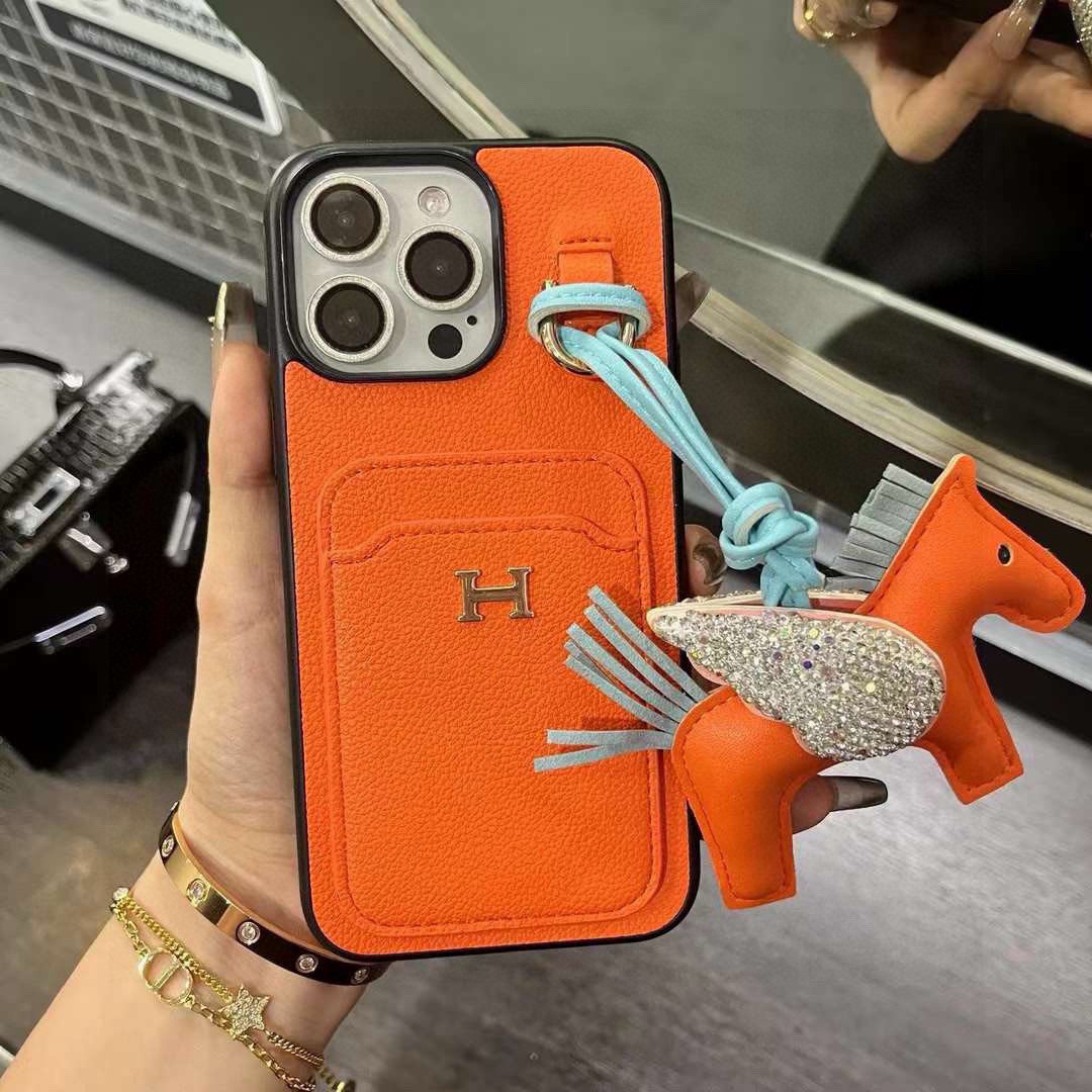 Hermes Designers Phone Case Card Bag Phone Case With Pony Pendant Back Cover Designer Case Luxury Mobile Shel For Iphone:13 14 15 16 17 Iphone 13 14 15 16 17 Pro Iphone 13 14 15 16 17 Pro Max