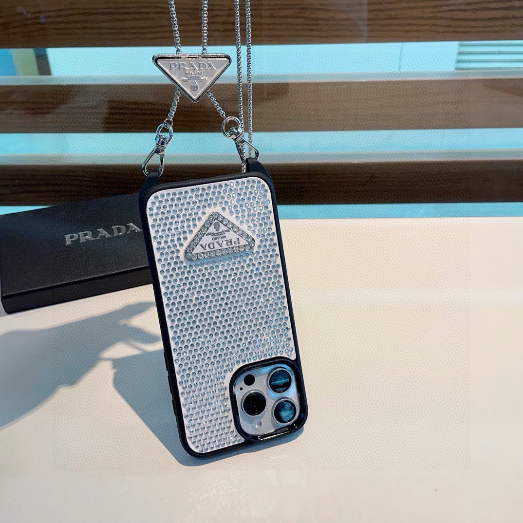 Prada Designers Phone Case All Inclusive Phone Case Pure Handmade Diamond Pasting Chain Crossbody Phone Case Back Cover Designer Case Luxury Mobile Shel For Iphone:13 14 15 16 17 Iphone 13 14 15 16 17 Pro Iphone 13 14 15 16 17 Pro Max