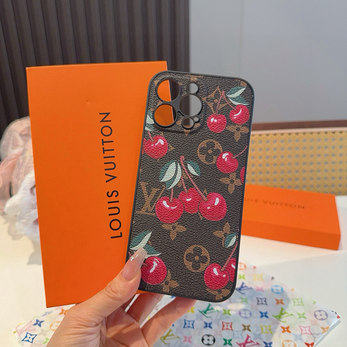 LV Designers Phone Case Cartoon Pattern Fully Wrapped Leather Phone Case With Edges Back Cover Designer Case Luxury Mobile Shel For Iphone:13 14 15 16 17 Iphone 13 14 15 16 17 Pro Iphone 13 14 15 16 17 Pro Max