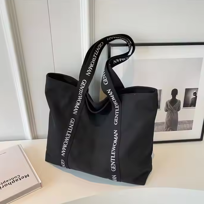 Casual Style School Handbag Simple Canvas Tote Bag With Custom Logo Waterproof Letter Strap Shoulder Bag For Going Out