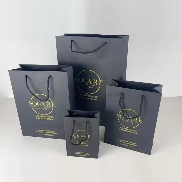 Custom Logo Large Black Matte Laminated Paper Shopping Bag Tote Product Gift Bags for Clothing Store with Your Own Logo