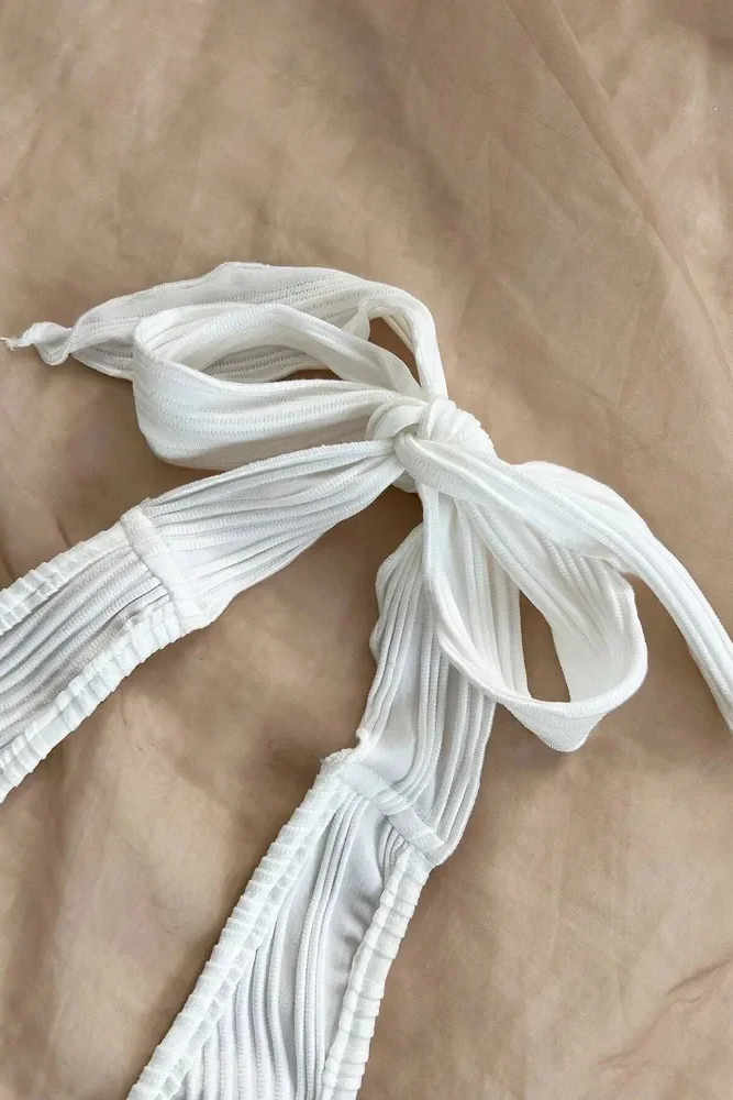 Sexy V-neck Halter Neck Crop Top for Women Sleeveless Solid Split Backless Top Y2K Clothes ﻿