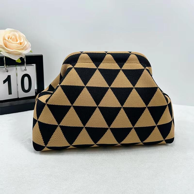 Custom Logo New Women's Striped Knit Handbag For Commuting Chic And Versatile Cloud Design Woven Cosmetic Bag