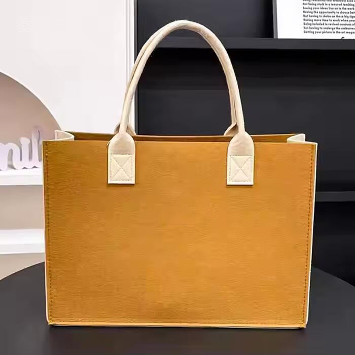 Wholesale Custom Printed Logo Wool Felt Lady Handbags Reusable Women's Shopping Tote Bag