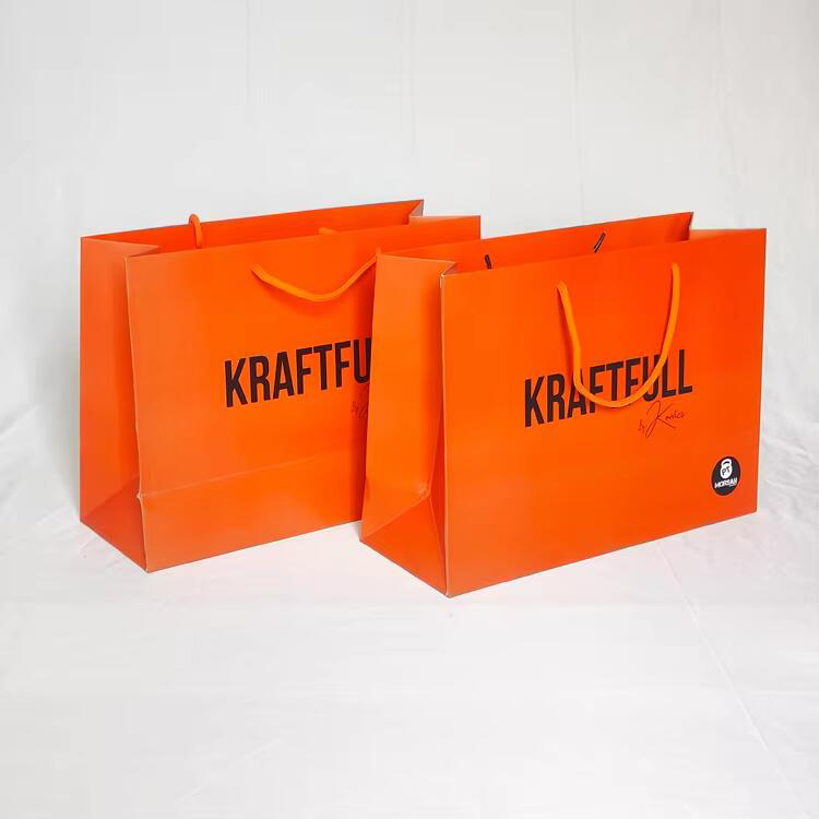 Custom Logo Large Black Matte Laminated Paper Shopping Bag Tote Product Gift Bags for Clothing Store with Your Own Logo