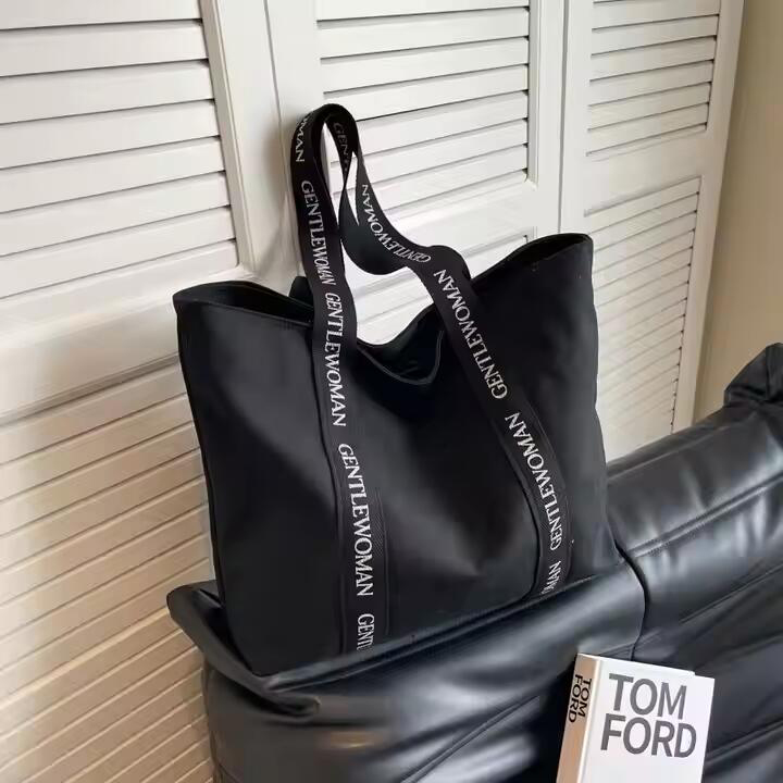 Casual Style School Handbag Simple Canvas Tote Bag With Custom Logo Waterproof Letter Strap Shoulder Bag For Going Out