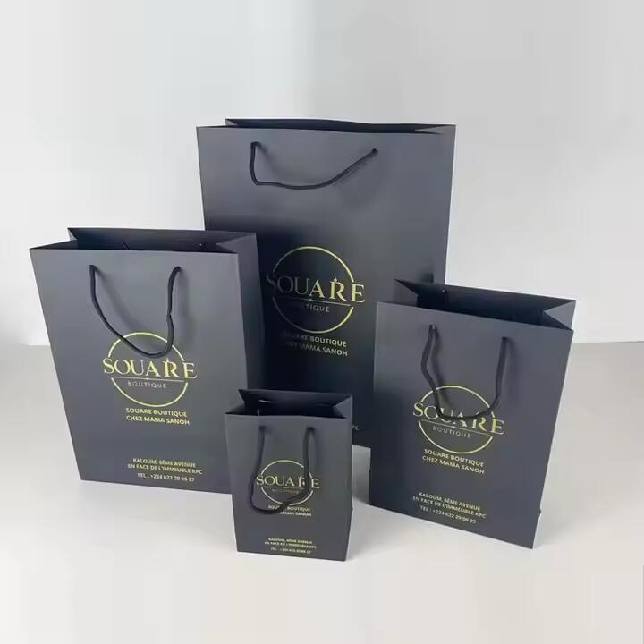 Custom Logo Large Black Matte Laminated Paper Shopping Bag Tote Product Gift Bags for Clothing Store with Your Own Logo