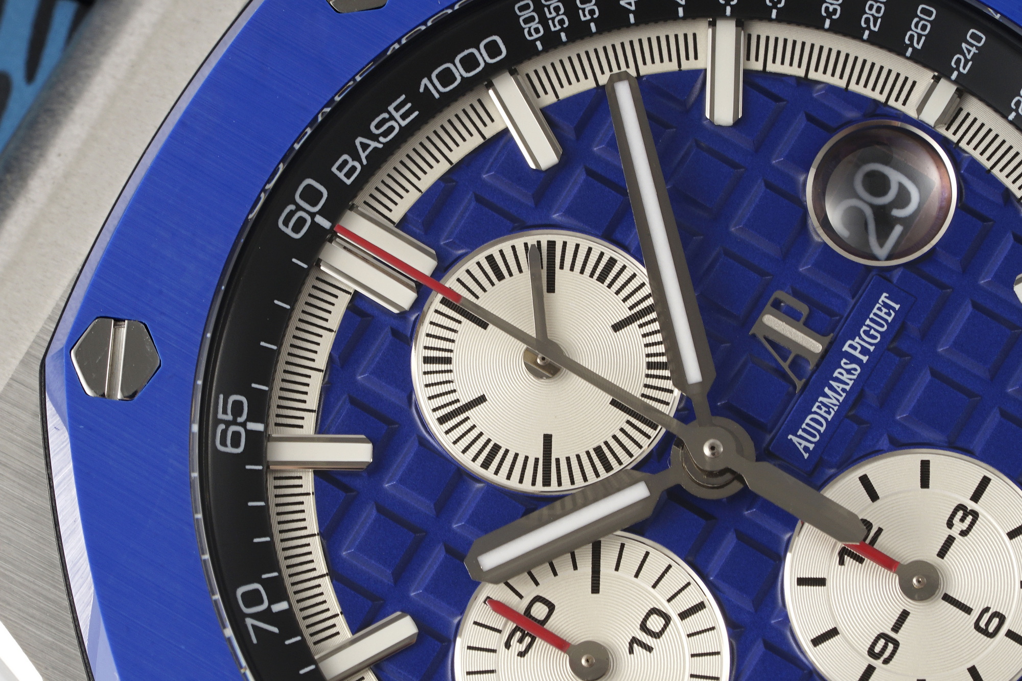 Audemars Piguet Royal Oak Offshore 44 mm, Blue Ref. 26400SO.OO.A335CA.01