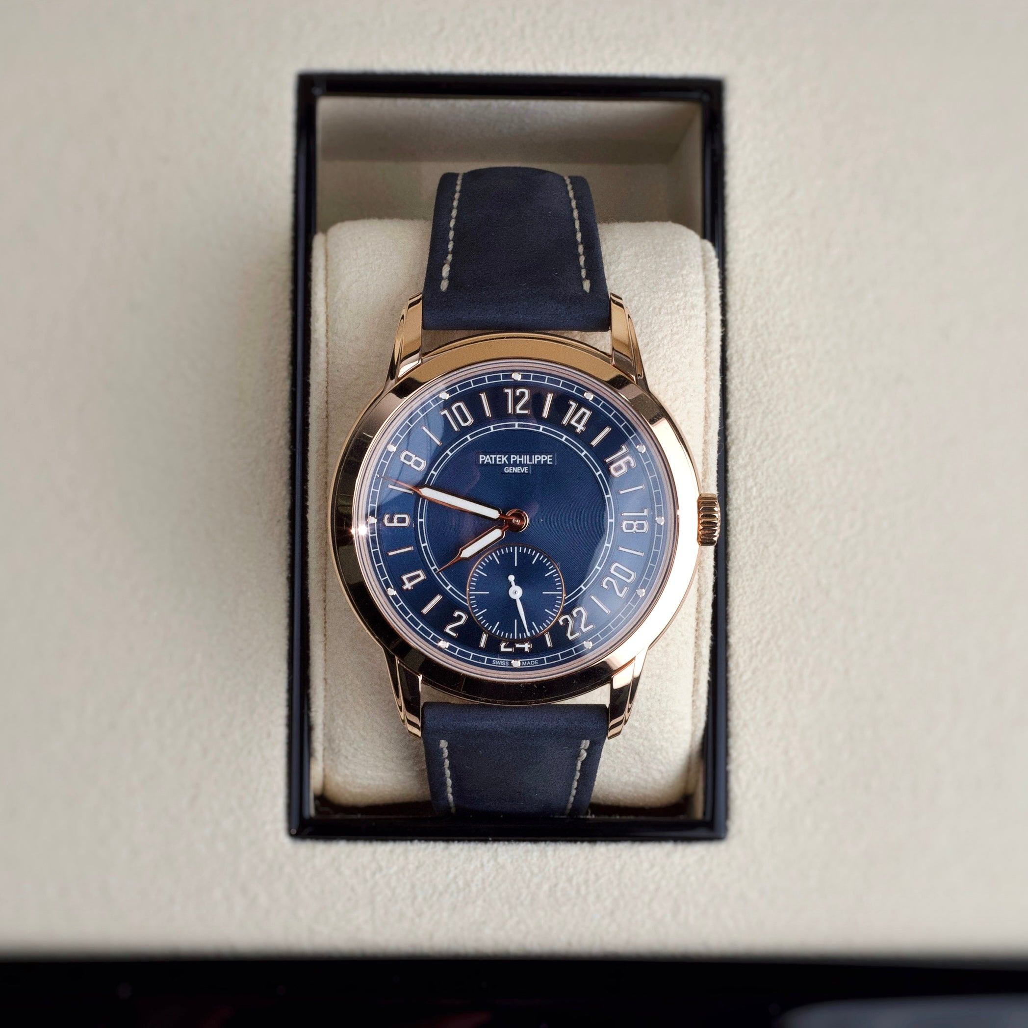Patek Philippe Calatrava Travel Time Complications 42mm | Blue dial | 5224R-001