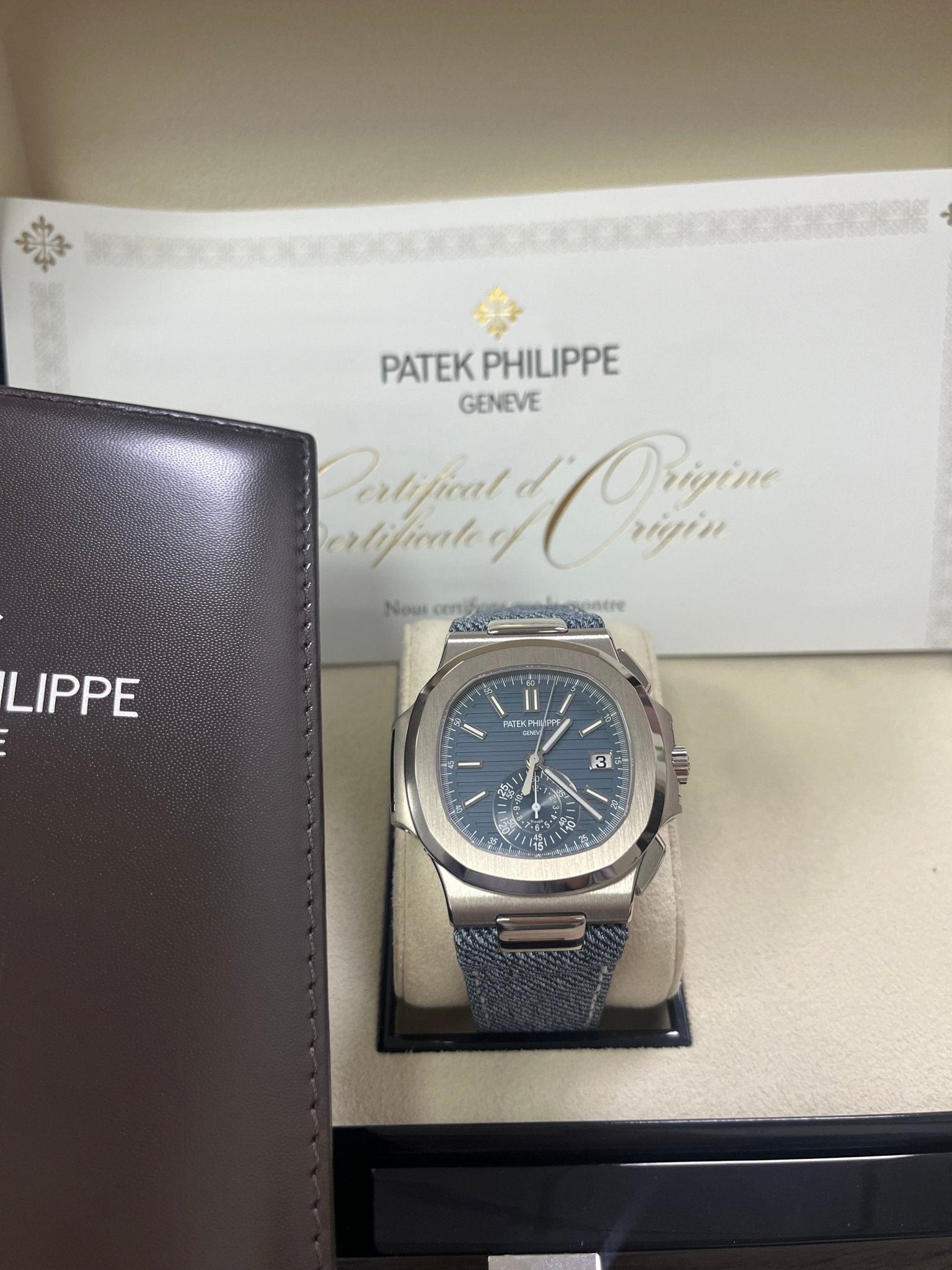 Patek Philippe 5980/60G-001 Nautilus White Gold Blue dial Watch