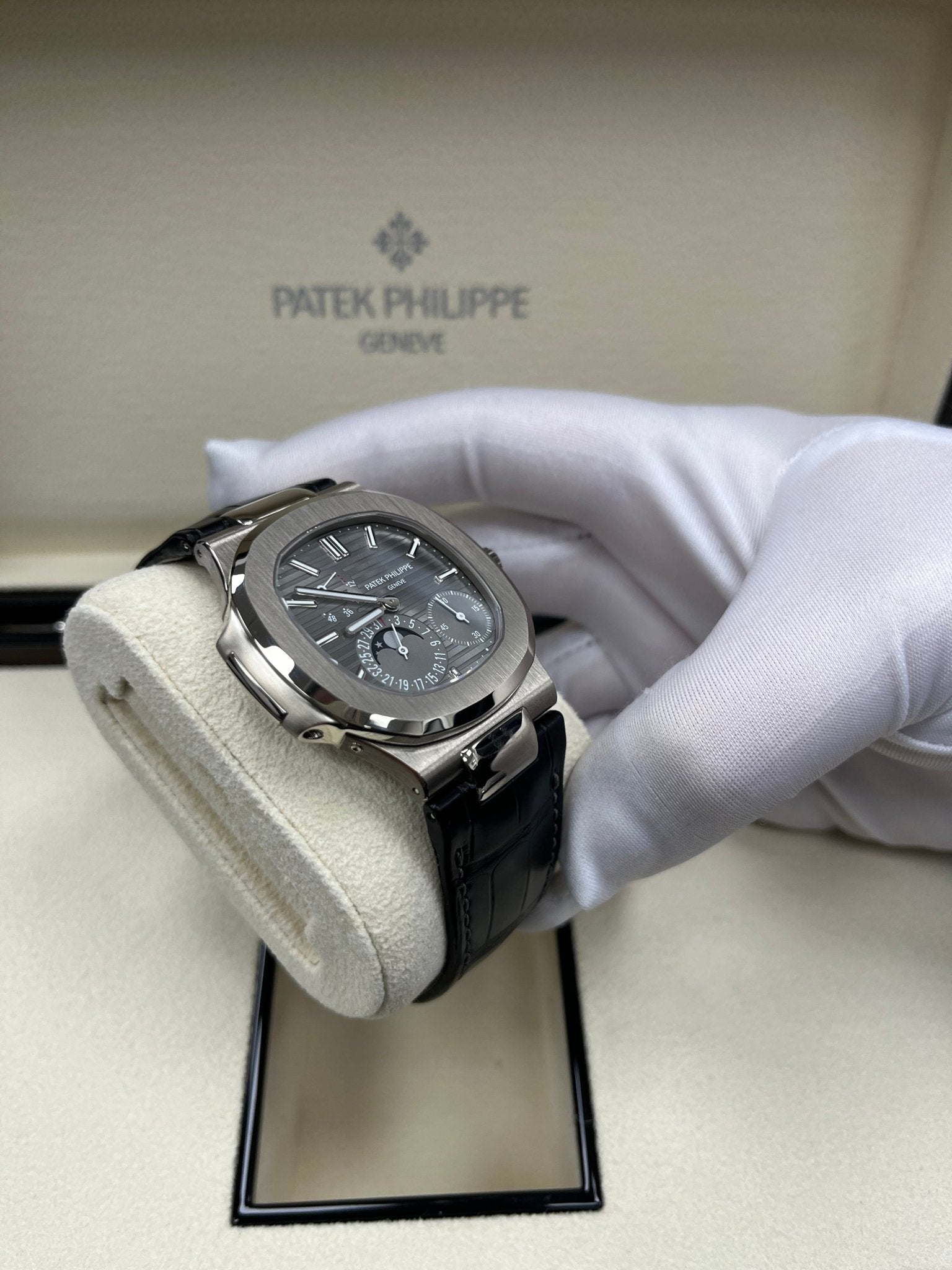 Patek Philippe Nautilus Grey Dial 40mm Ref # 5712G-001