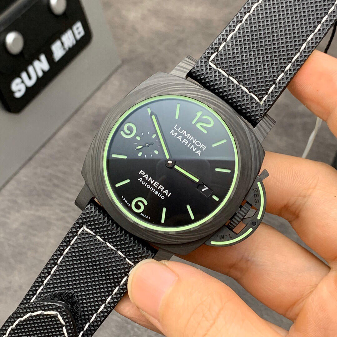 Panerai Luminor Marina Carbotech™ - 44mm PAM01118