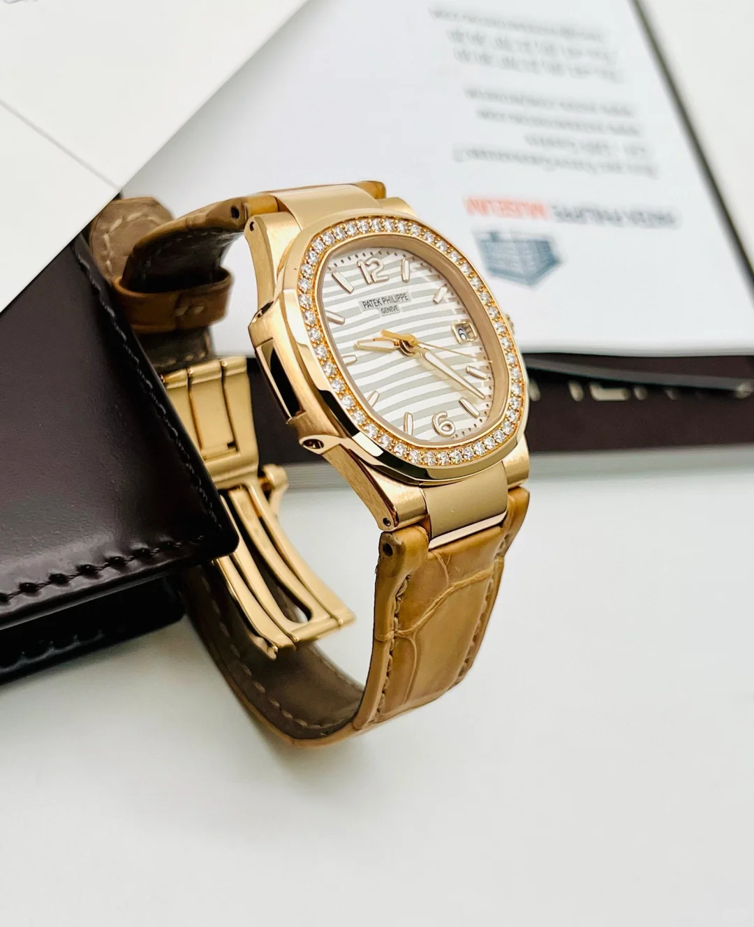 Patek Philippe Nautilus 7010R-011 Replica