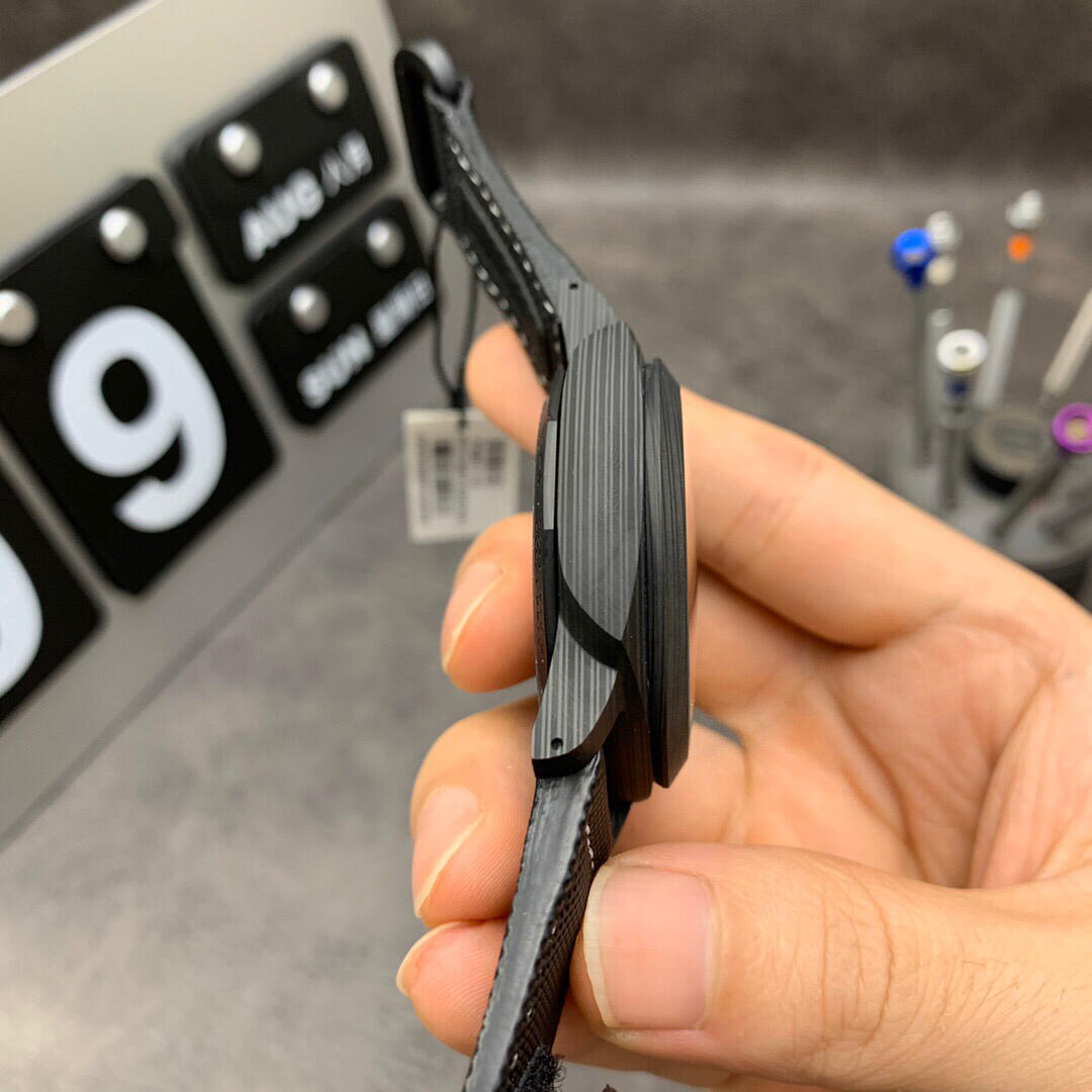 Panerai Luminor Marina Carbotech™ - 44mm PAM01118