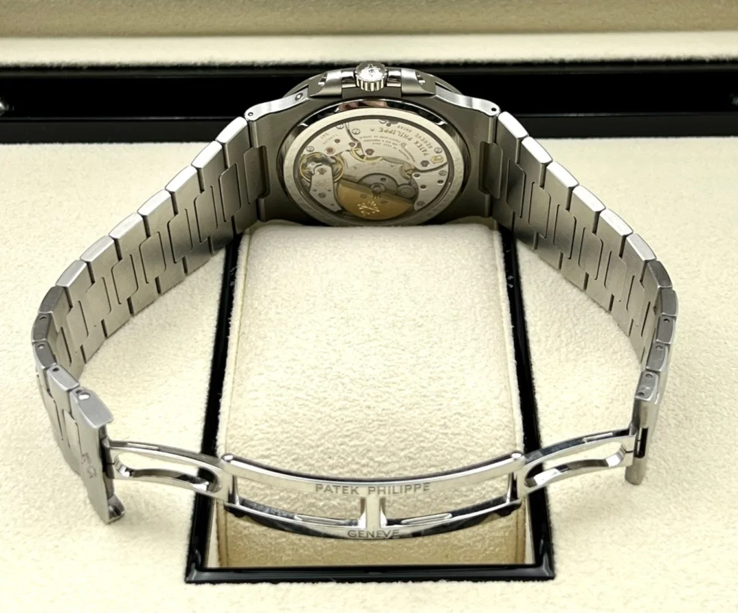 Patek Philippe Nautilus 5712/1A-001 Moon Phase Replica