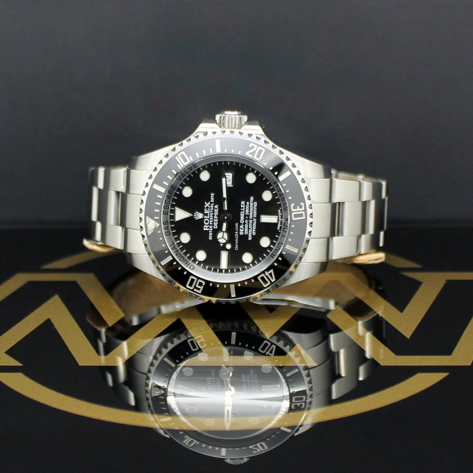 Rolex Sea-Dweller Black Dial 44mm 116660-98210