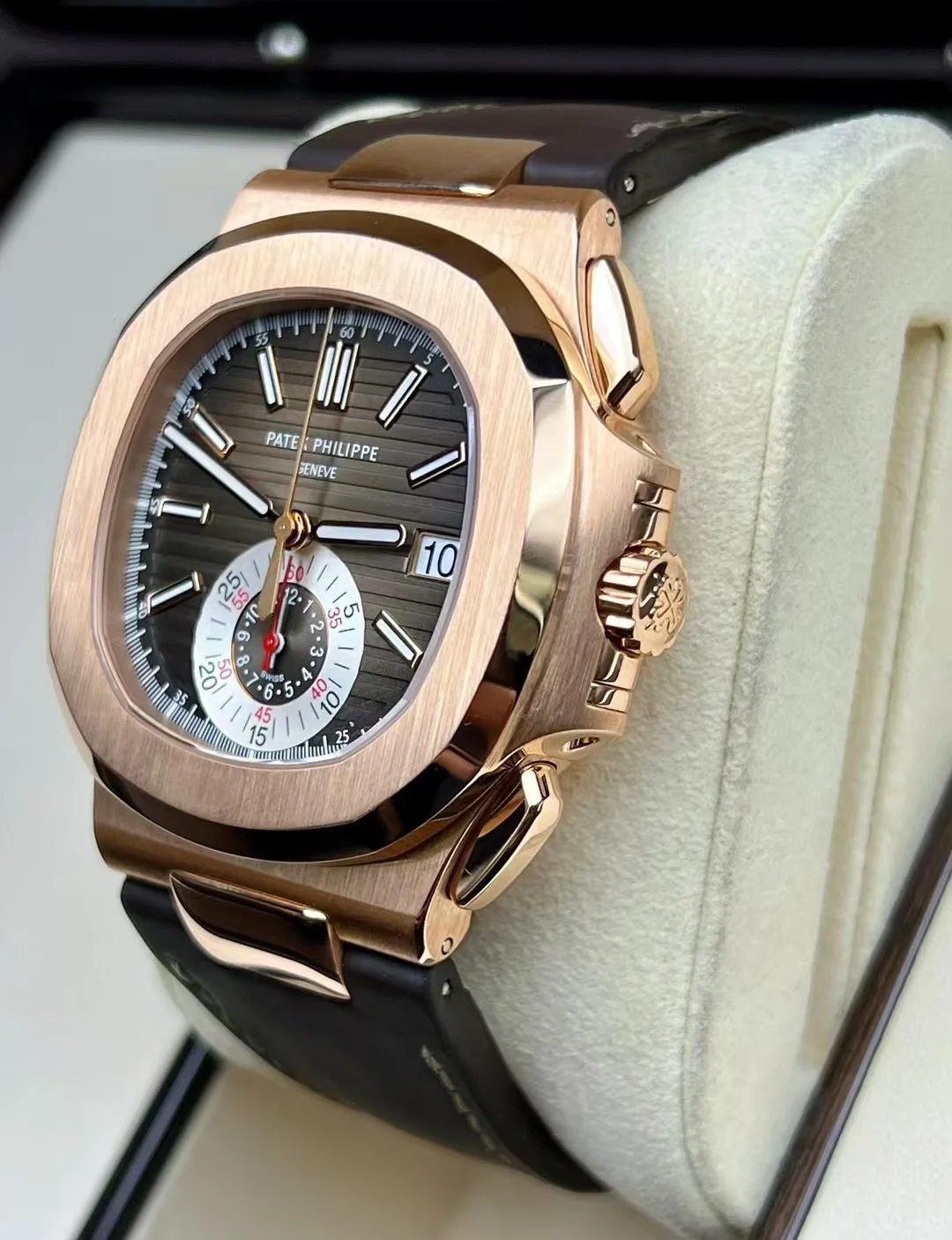 Patek Philippe Nautilus Rose 5980R-001 Replica
