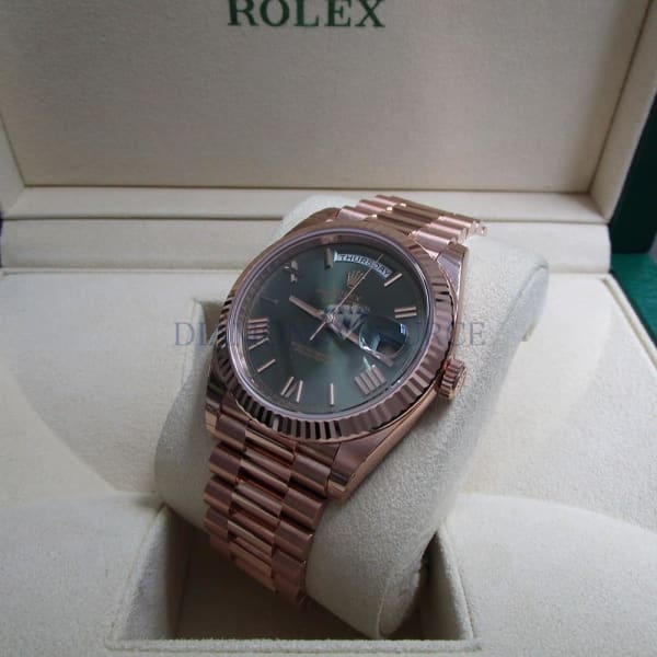 Rolex Day-Date 40 Presidential Olive Green Dial 18kt Rose Gold Men's Watch 228235-0025