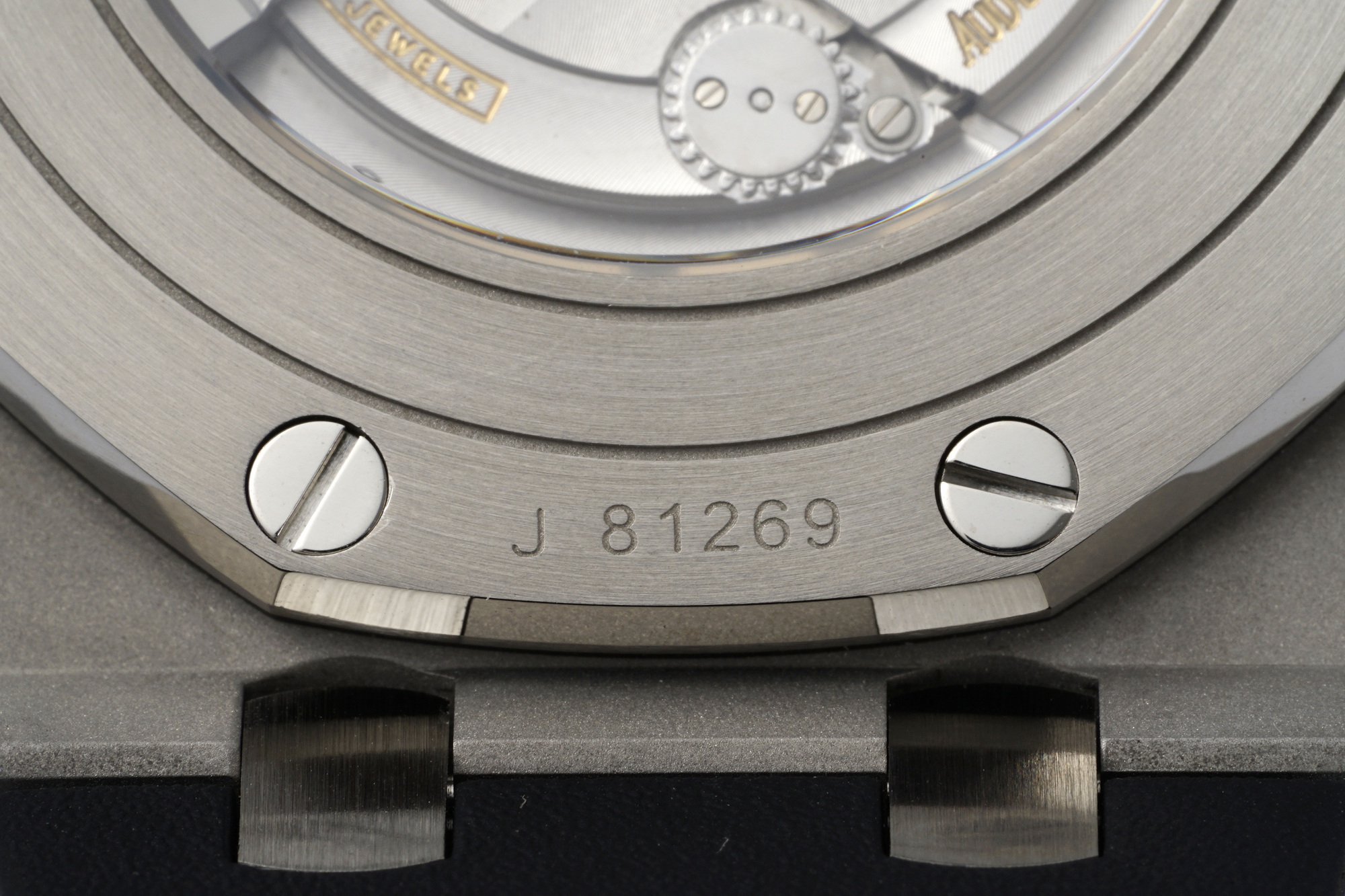 Audemars Piguet Royal Oak Offshore 44 mm, Grey Ref. 26400IO.OO.A004CA.02