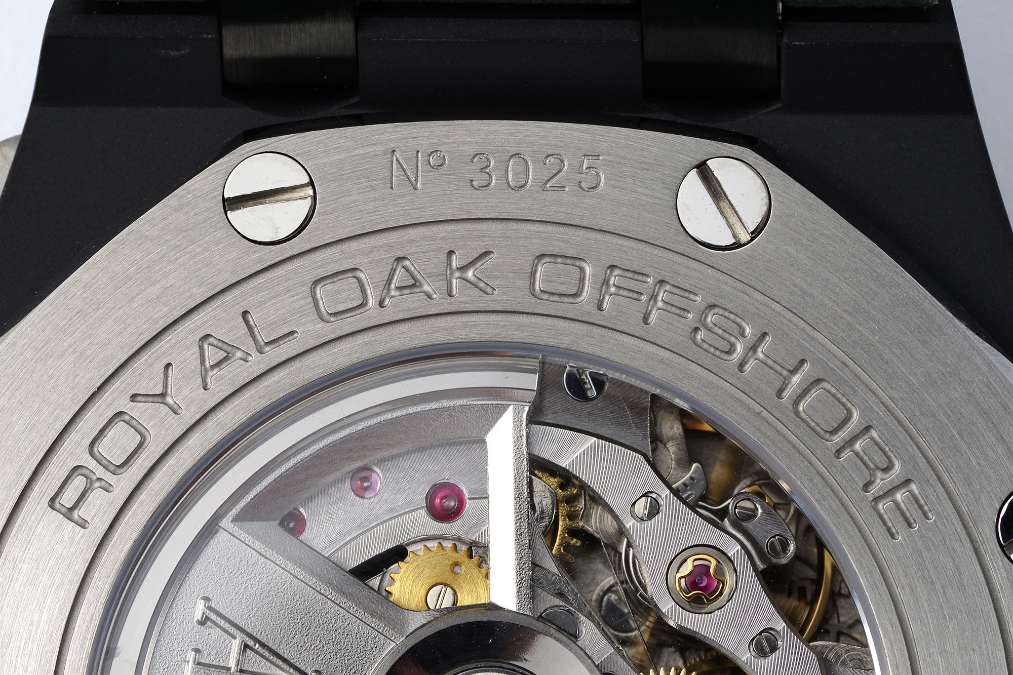 Audemars Piguet Royal Oak Offshore 44 mm, Green Ref. 26405CE.OO.A056CA.01