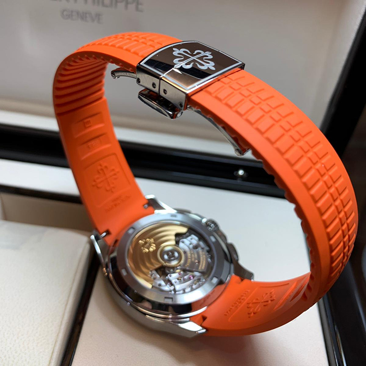 5968A-001-Patek Philippe AQUANAUT