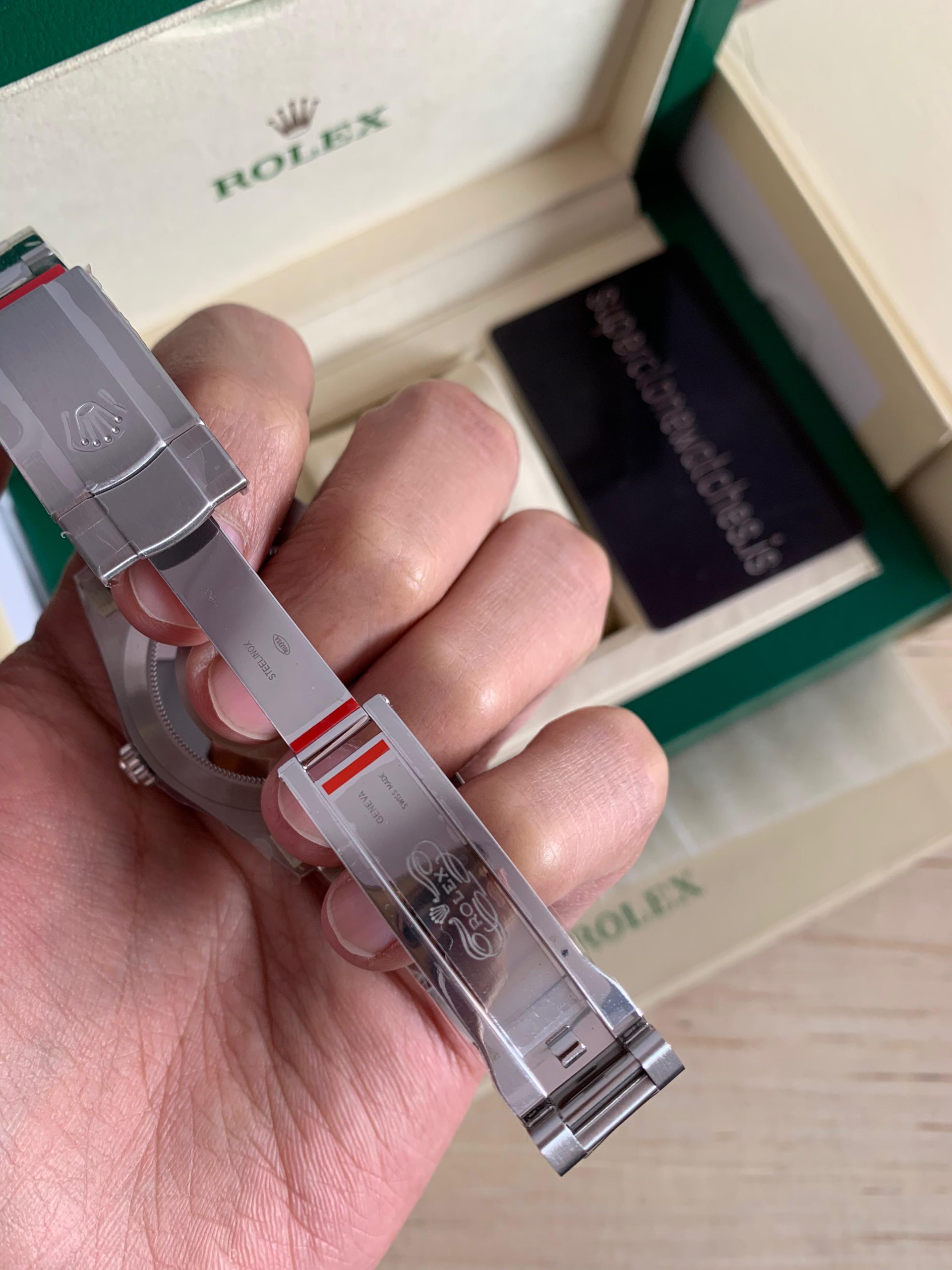 Rolex Oyster Perpetual 41mm Silver Dial 3230 Clone Movement 904L Stainless Steel