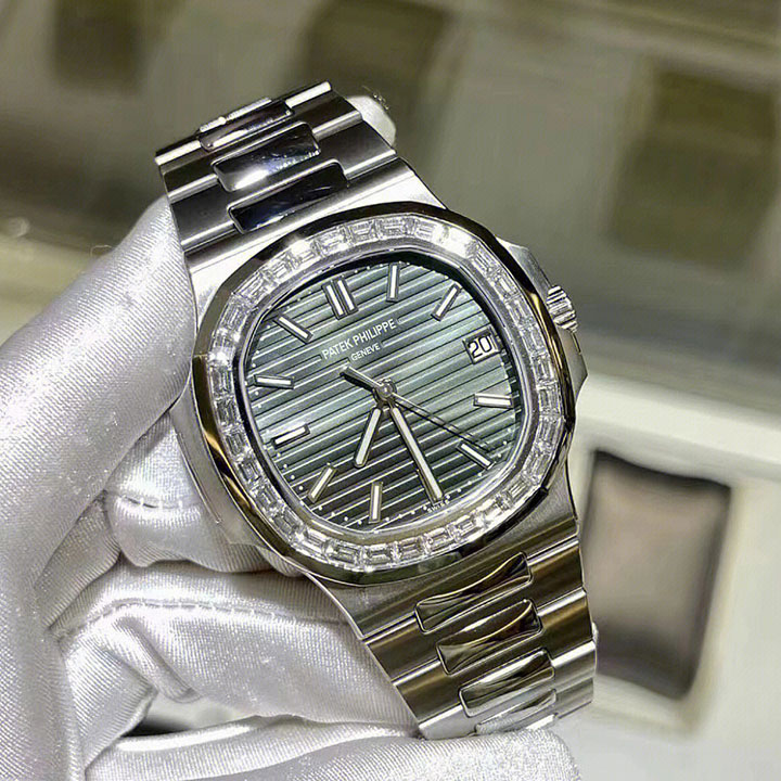 Patek Philippe Nautilus 5711/1300A-001