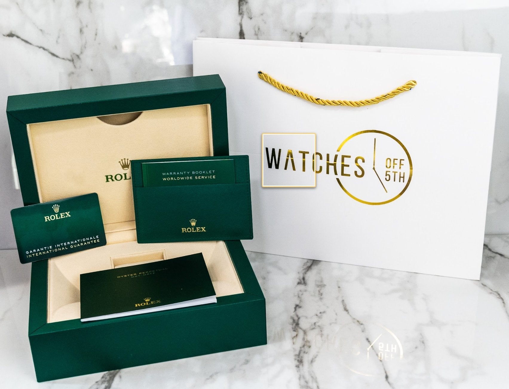 Rolex Yacht-Master 37mm Rose Gold - Black Dial - Oysterflex Strap (Ref# 268655)