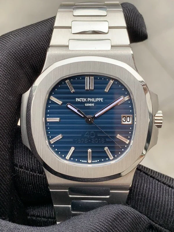 Patek Philippe Nautilus Platinum Blue 5711/1P-011 Replica