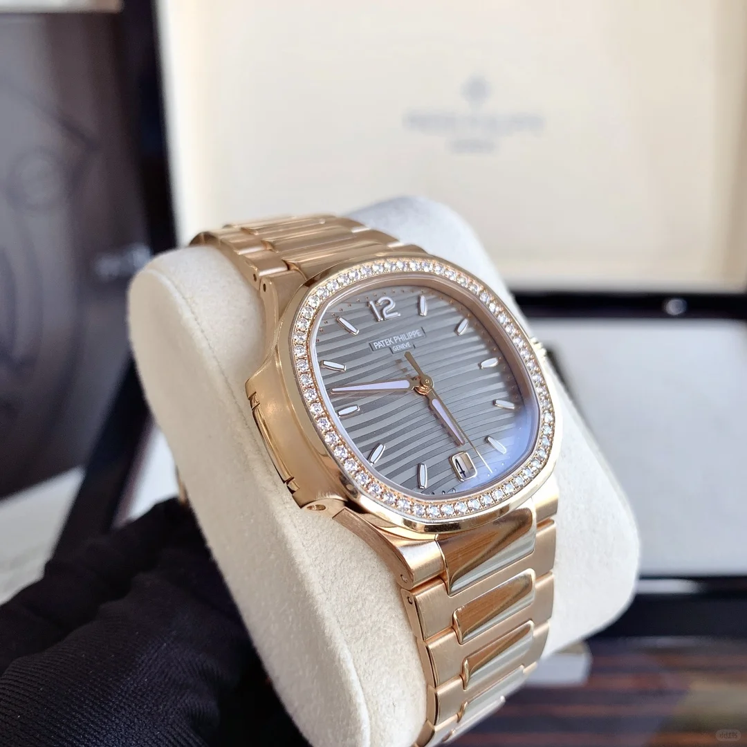 Patek Philippe Nautilus Rose Gold 7118-1200R-010 Replica