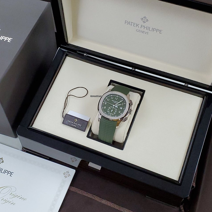 Patek Philippe Aquanaut 5968G-010 Khaki Green 42.2mm