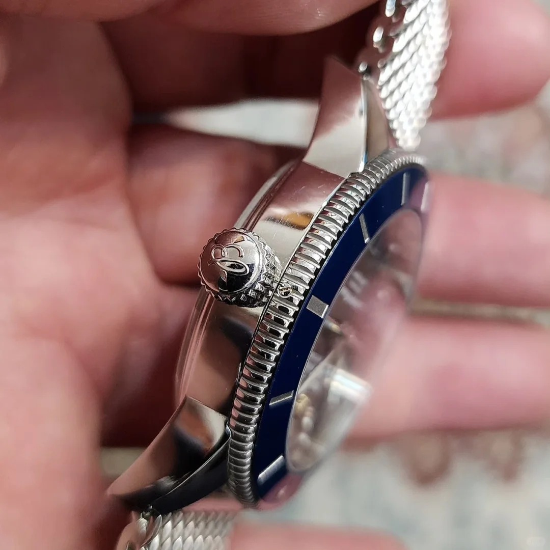 Breitling Superocean Blue AB2010161C1A1 Replica