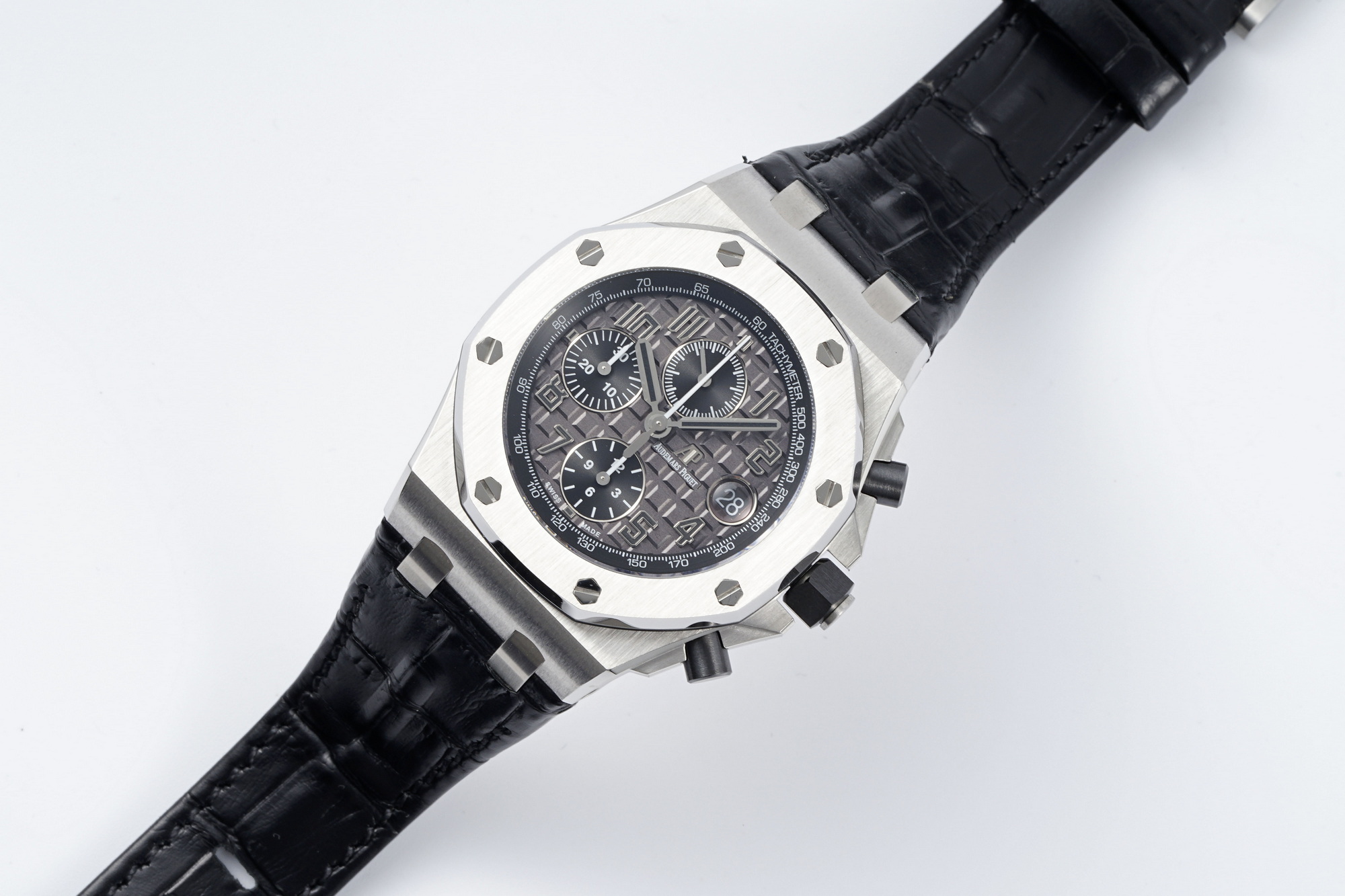 Audemars Piguet Royal Oak Offshore 42 mm, Grey Ref. 26470ST.OO.A104CR.01