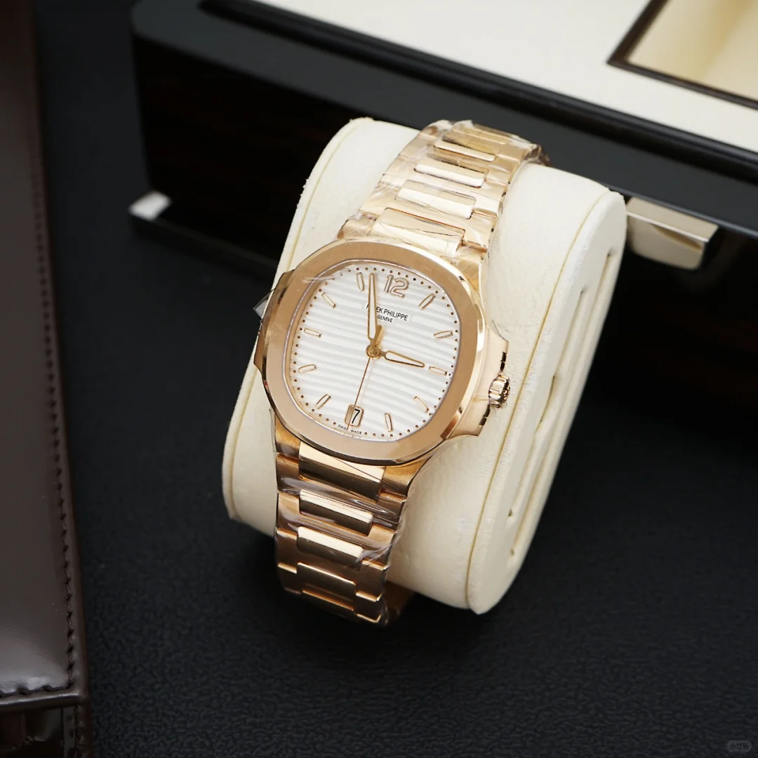 Patek Philippe Nautilus 7118/1R Replica