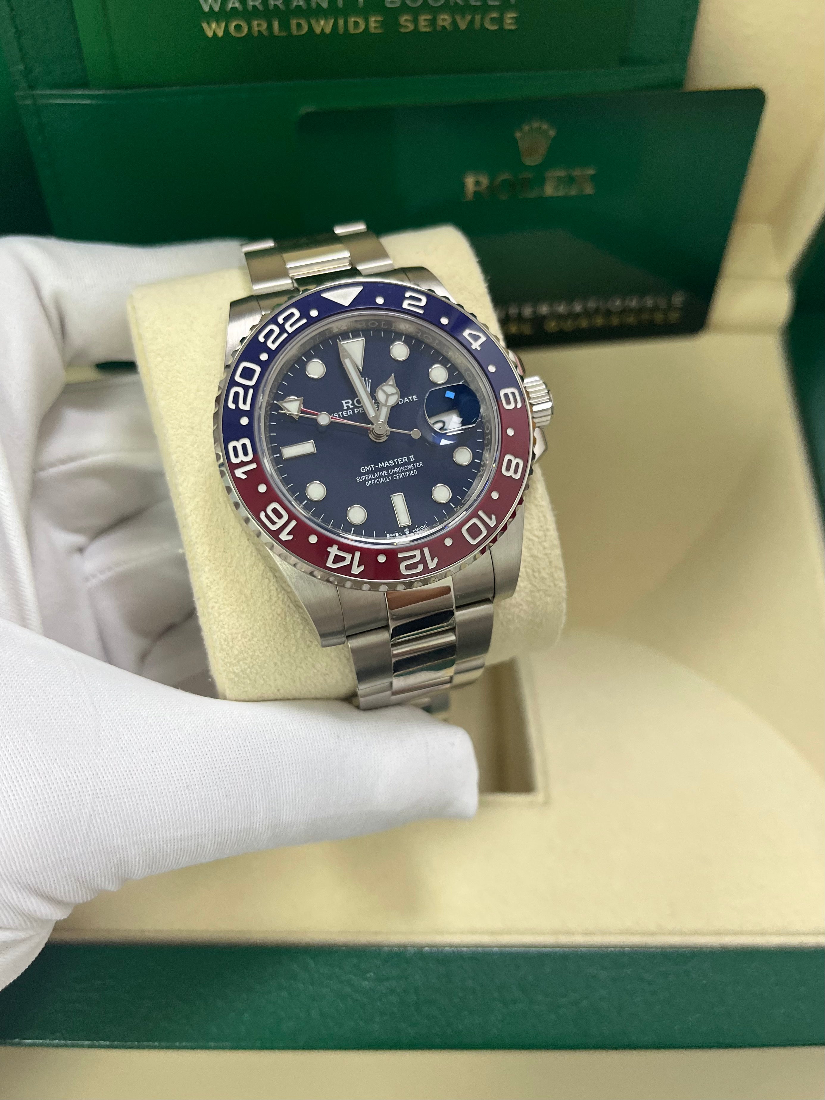 Rolex GMT-Master II - 40mm White Gold Pepsi - Blue Dial - Oyster Bracelet (Ref#126719BLRO)