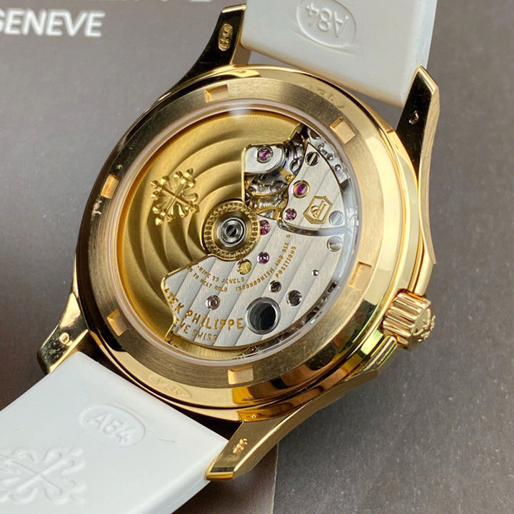 5068R-010-Patek Philippe AQUANAUT-women