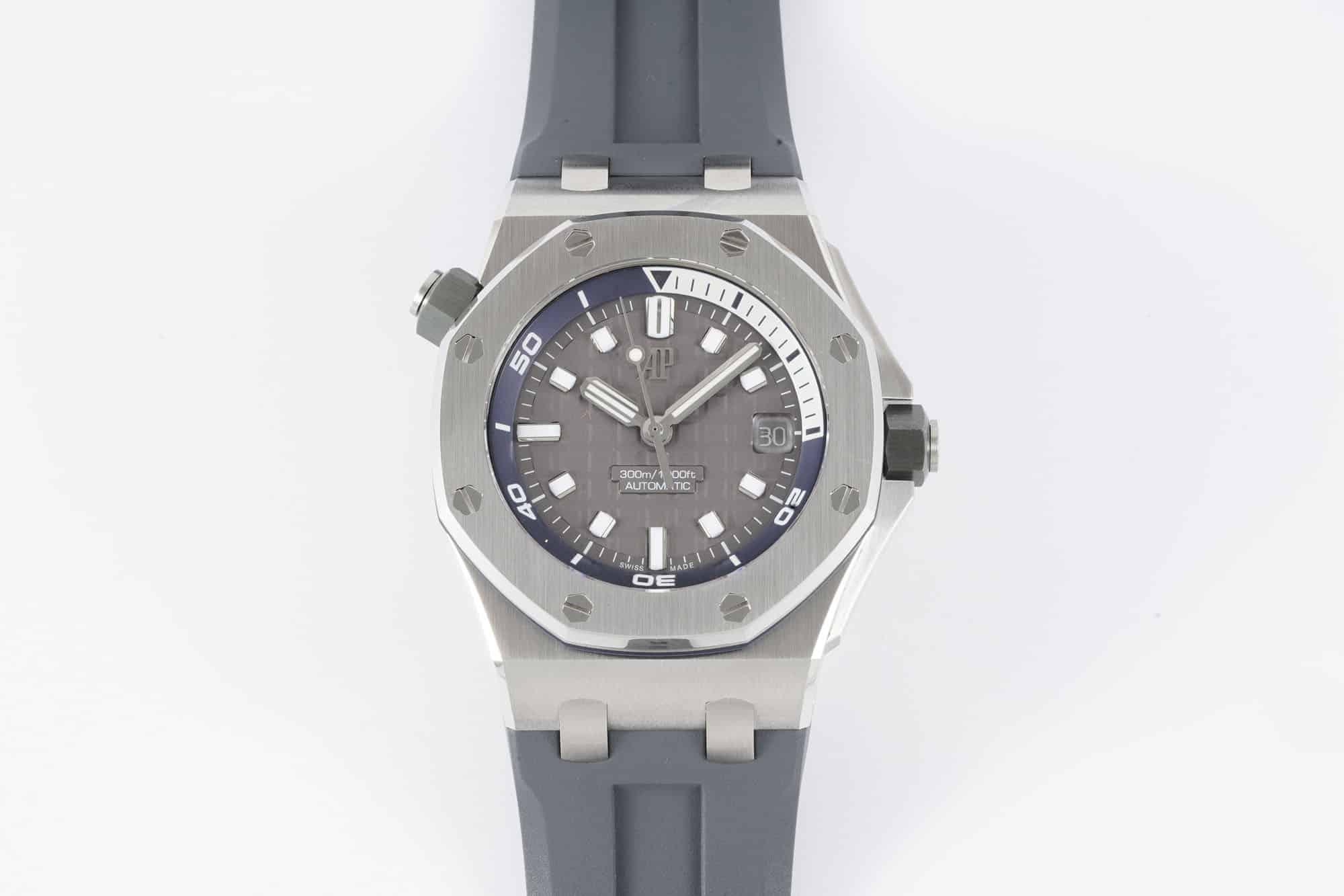 Audemars Piguet Royal Oak Offshore Diver 42 mm, Grey Ref. 15720ST.OO.A009CA.01