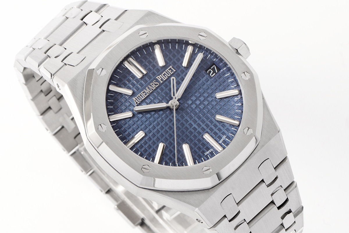Audemars Piguet Royal Oak 50th Anniversary 41 mm, Blue Ref. 15510ST.OO.1320ST.01