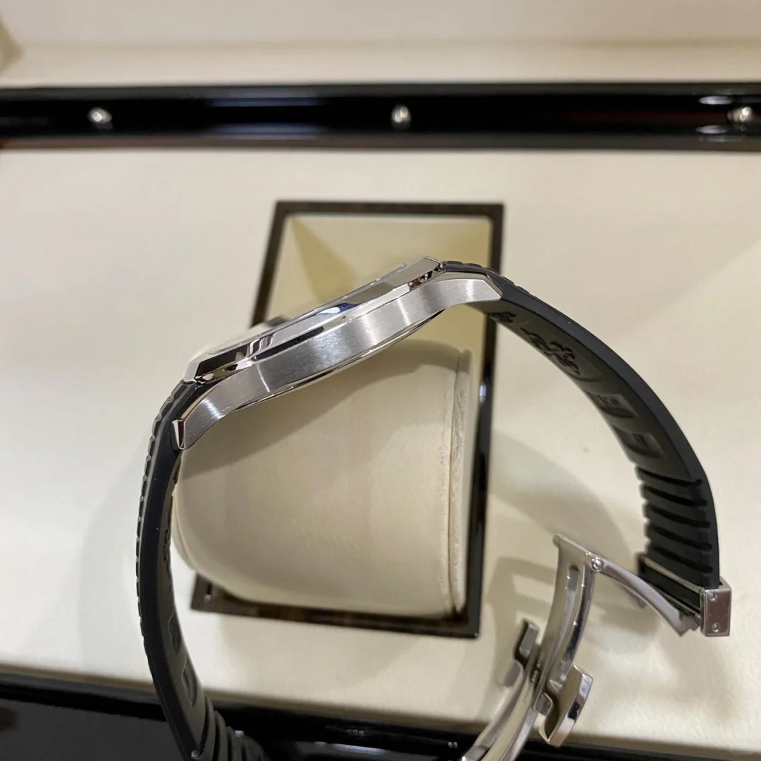 Patek Philippe Aquanaut 5167A-001 Replica