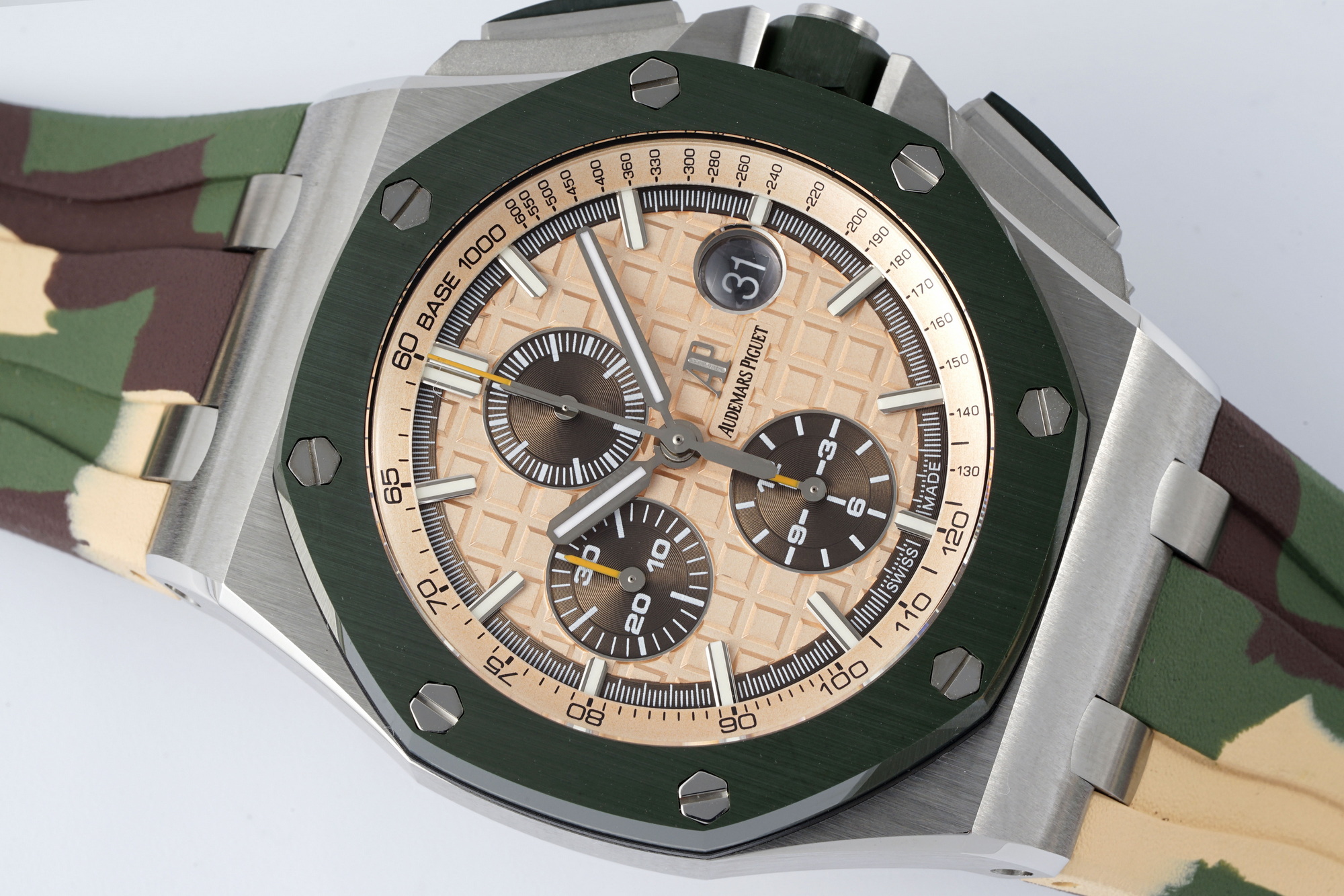 Audemars Piguet Royal Oak Offshore 44 mm, Champagne Ref. 26400SO.OO.A054CA.01