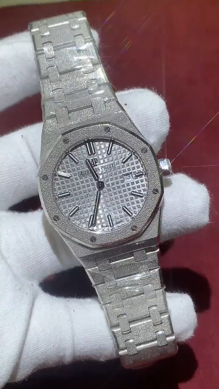 Audemars Piguet Royal Oak 67653BC.GG.1263BC.01 Frosted Replica