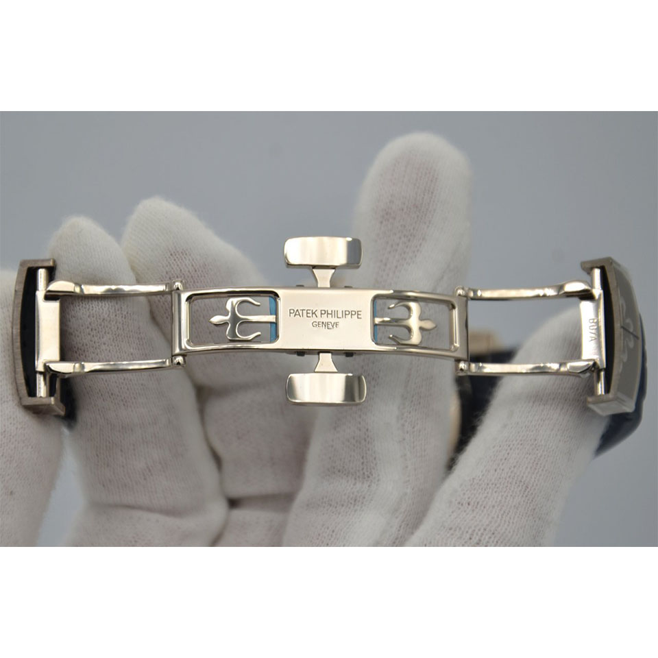 Patek Philippe Aquanaut 5968G-001 Mens Watch 42.2mm