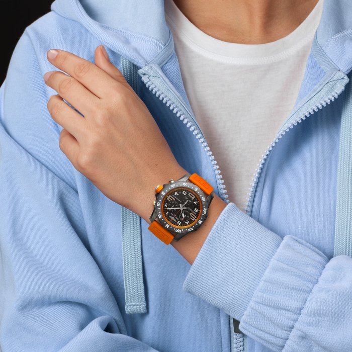 BREITLING ENDURANCE PRO 44-X82310A51B1S1