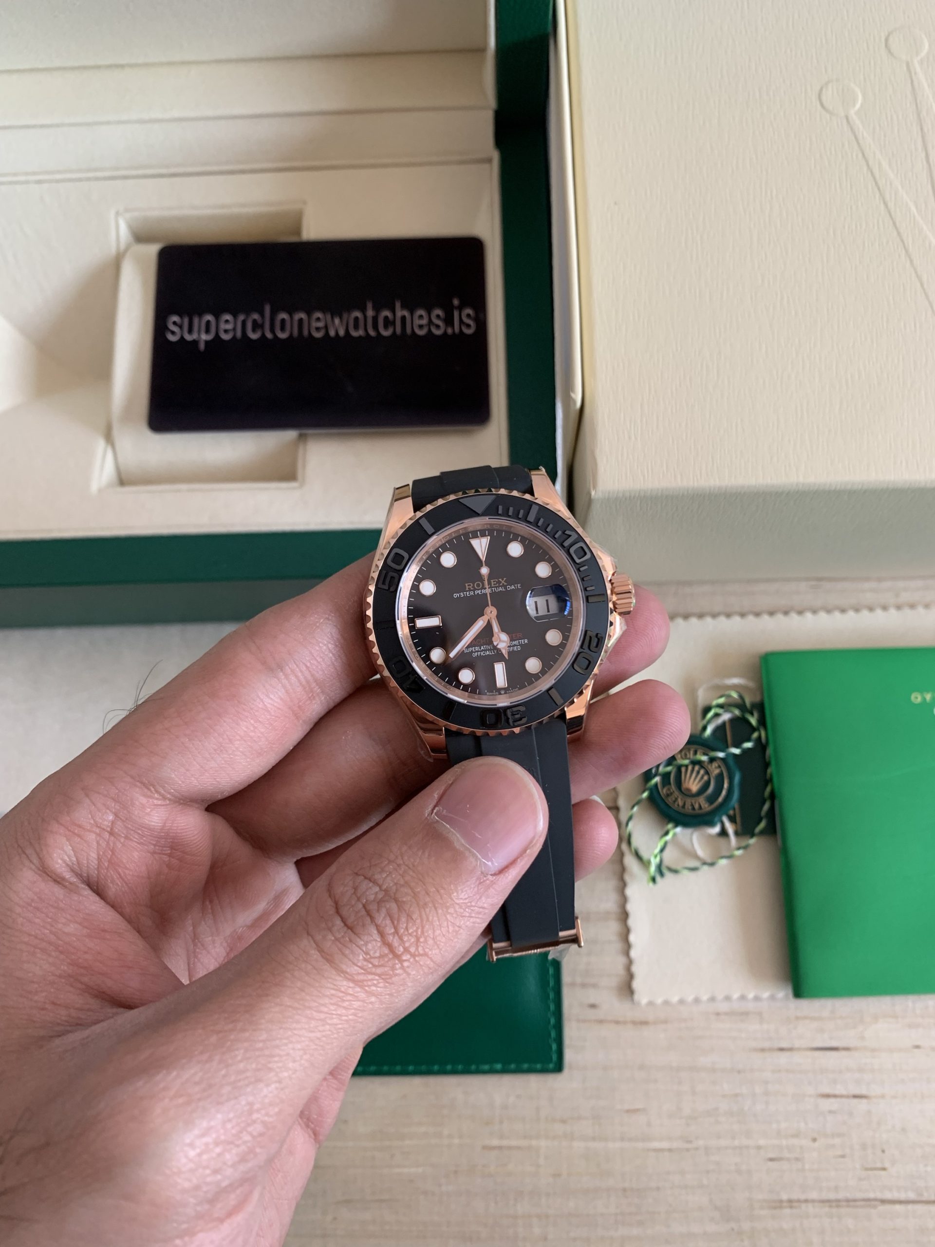 Rolex Yacht Master 40 Oysterflex Rose Gold Clone