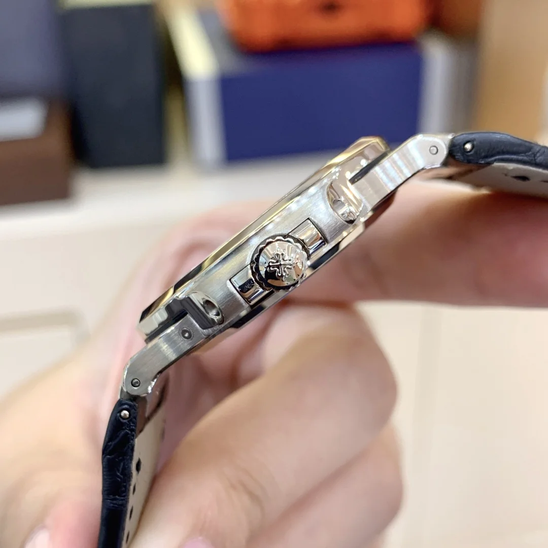 Patek Philippe Nautilus Moon Phase 5712G-001 Replica