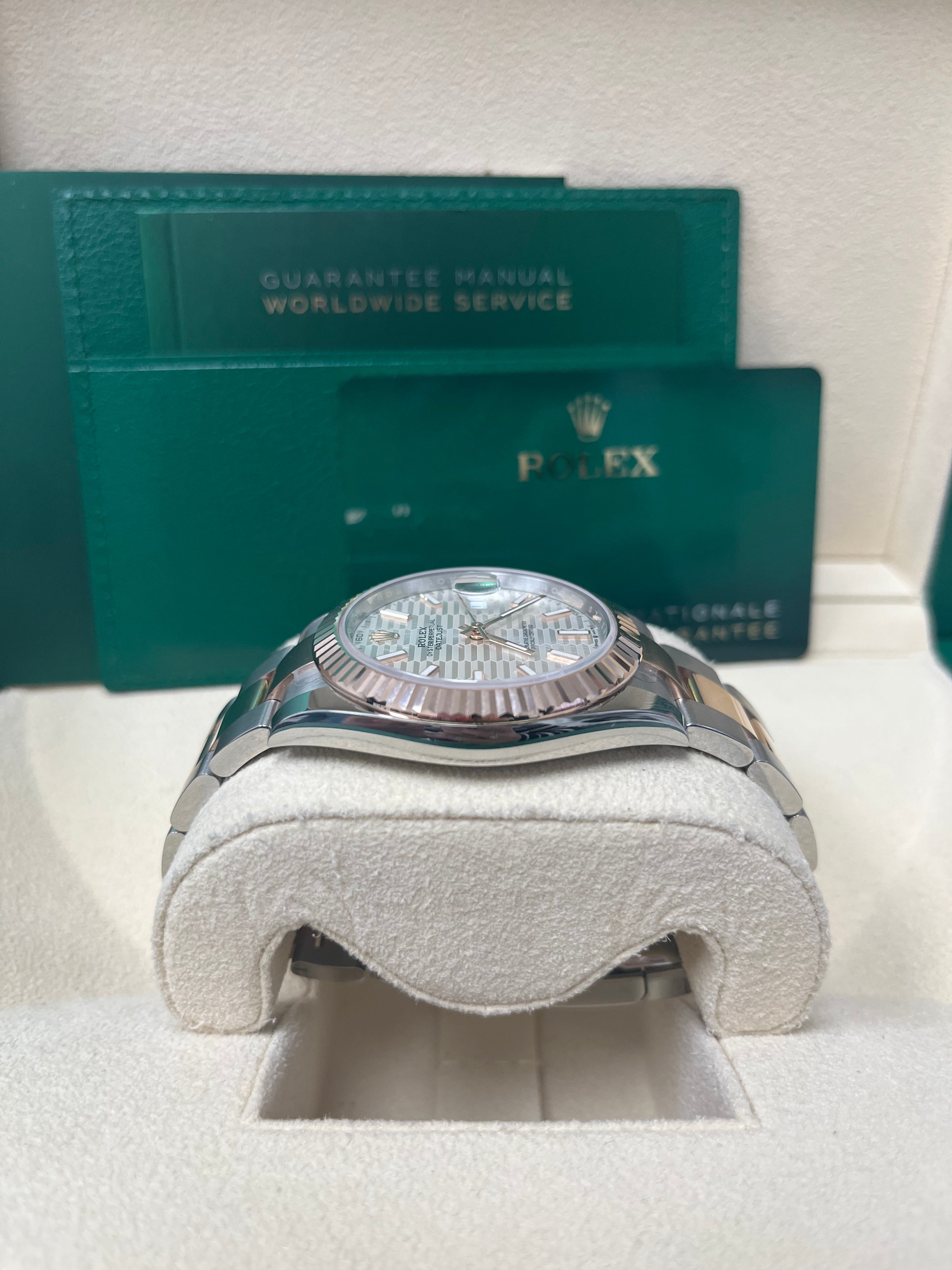 Rolex Datejust 41 Rose Gold Datejust 41 Fluted Bezel - Silver Fluted Motif Dial - Oyster Bracelet 126331