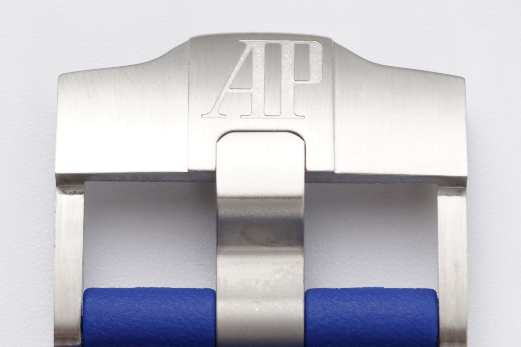 Audemars Piguet Royal Oak Offshore 44 mm, Blue Ref. 26405CE.OO.A030CA.01